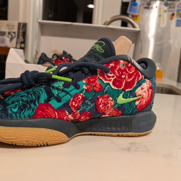 Size 9 - Nike LeBron 21 Premium Grandma's Couch Pack - Father of Pearl - Picture 6 of 6